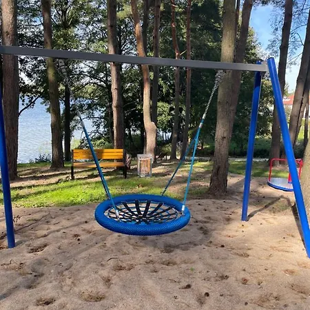 Leonardo 2 Z Prywatna Plaza Nad Jeziorem Ukiel Lägenhet *
