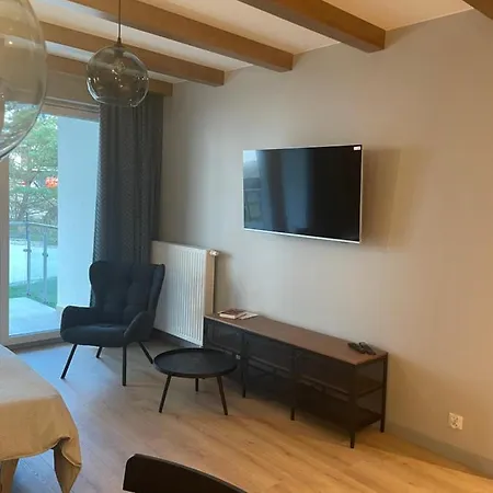 Апартаменты Leonardo 2 Z Prywatna Plaza Nad Jeziorem Ukiel