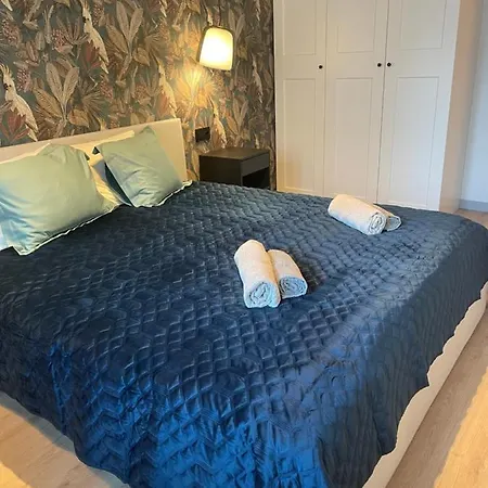 Leonardo 2 Z Prywatna Plaza Nad Jeziorem Ukiel * Olsztyn (Warmian-Masurian)